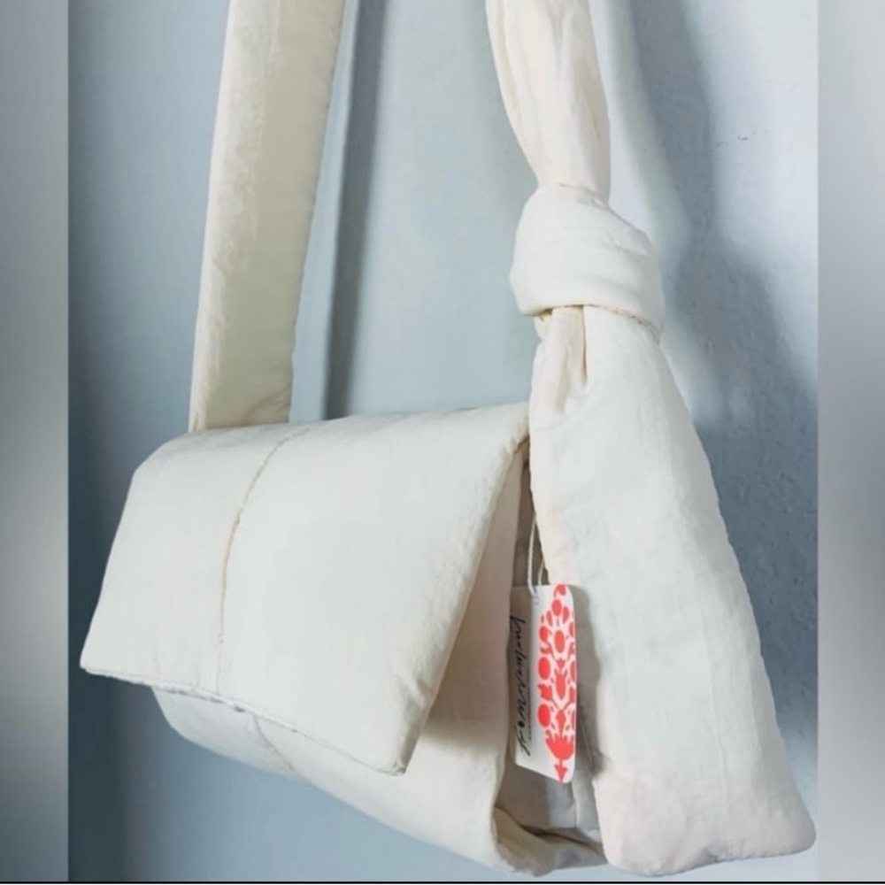 FP Movement by Free People ~ ' Puffy Muff Crossbody ‘ Bag/ Purse **NWT** - Picture 3 of 9